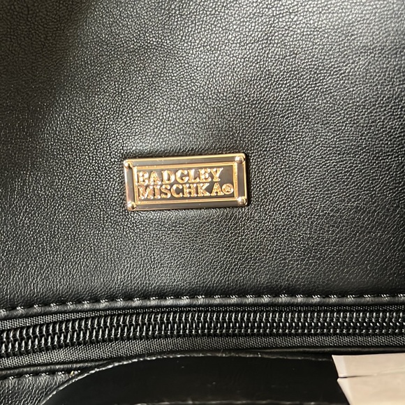 Badgley Mischka - Picture 2 of 13